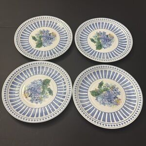 4pc SHABBY CHIC 100% Melamine Blue and White Floral Salad Plates